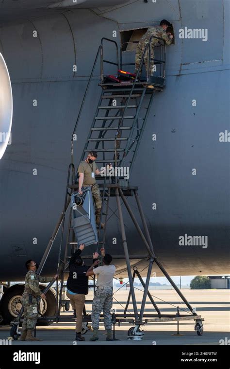 U S Air Force Electrical Environmental Technicians Assigned To The U S Air Force Electrical Environmental Technicians Assigned To The