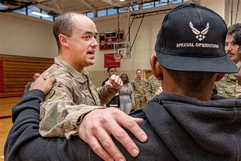 U S Air Force Recruiting Finishes Three Days Of Detroit Area Blitzes U S Air Force Recruiting Finishes Three Days Of Detroit Area Blitzes