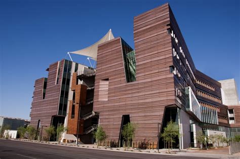 University Of Arizona S Phoenix Medical School Receives Full Accreditation University Of Arizona S Phoenix Medical School Receives Full Accreditation