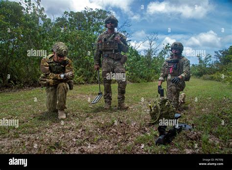 Us Air Force 36Th Ces Eod Hi Res Stock Photography And Images Alamy Us Air Force 36Th Ces Eod Hi Res Stock Photography And Images Alamy