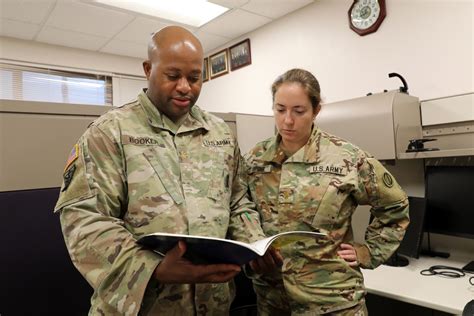Us Army Reserve Officer Jobs