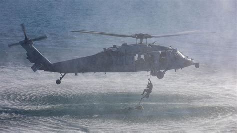 Us Navy Helicopter With 6 On Board Crashes Into Bay In Southern Us Navy Helicopter With 6 On Board Crashes Into Bay In Southern