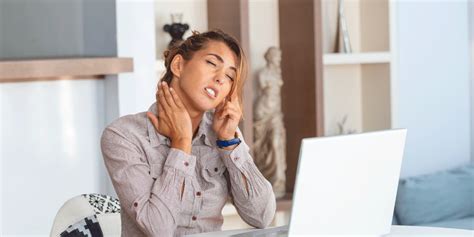 Ways Social Media Affects Physical Health