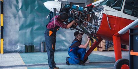 What Does An Aircraft Mechanic Do Careerexplorer What Does An Aircraft Mechanic Do Careerexplorer