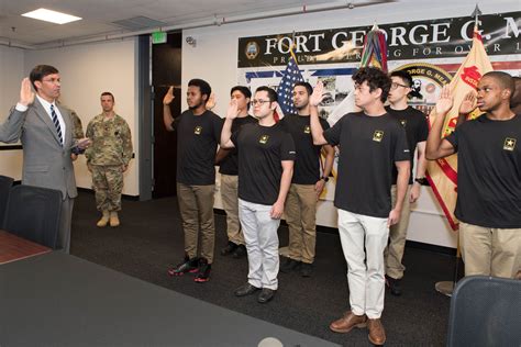 What You Should Know Before You Join The Military Military Com What You Should Know Before You Join The Military Military Com