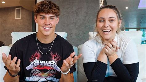 Noah Beck Dating Life 2024
