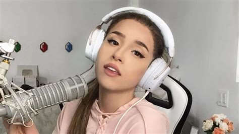 Who Is Pokimane Boyfriend All You Need To Know About Twitch Star S Who Is Pokimane Boyfriend All You Need To Know About Twitch Star S