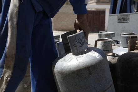 Yemeni Loads Domestic Cooking Gas Cylinders Editorial Stock Photo