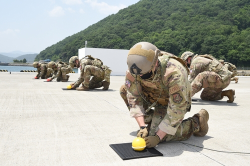 Yonhap S Korean U S Troops Conduct Combined Explosive Ordnance Yonhap S Korean U S Troops Conduct Combined Explosive Ordnance
